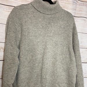 Men turtle neck sweater